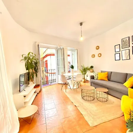 Comfortable Studio Old Town, Parking Optional Seville Exterior photo