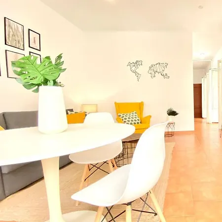 Comfortable Studio Old Town, Parking Optional Seville Exterior photo