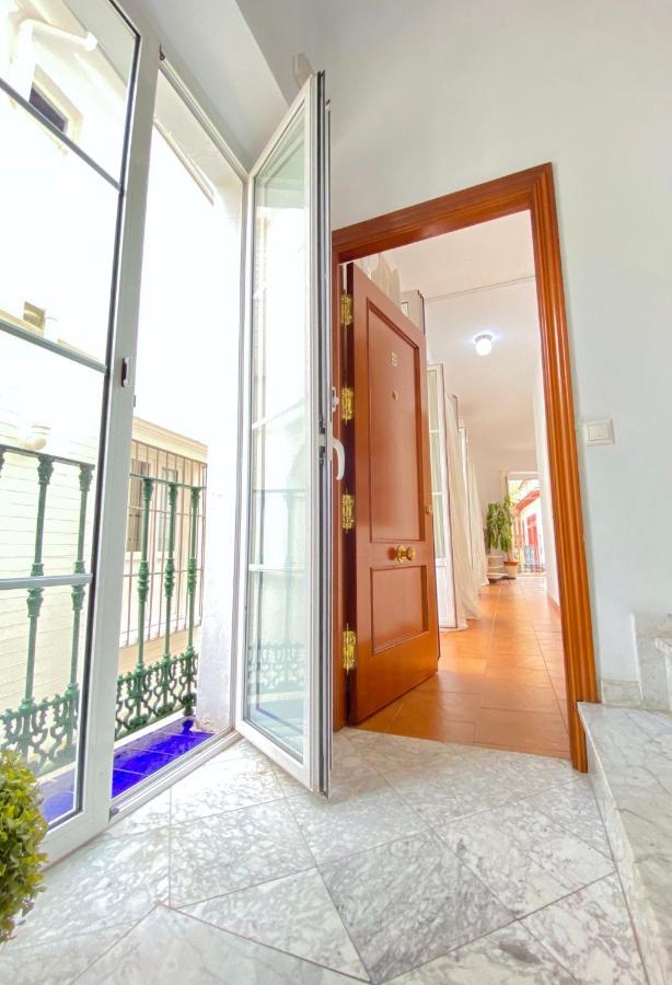 Apartment Comfortable Old Town, Parking Optional *